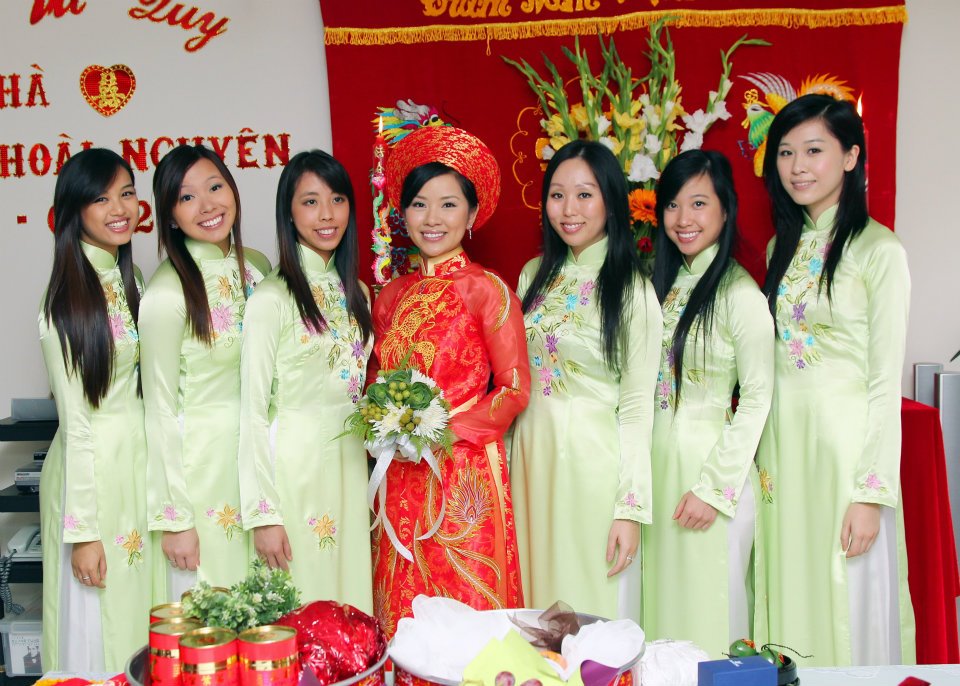 Brisbane Traditional Vietnamese Wedding with Ao Dai