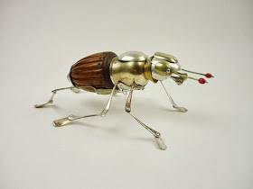 08-Flower-Beetle-Sculptor-Recycled-Animal-Sculptures-Dean-Patman-Graphic-Design-www-designstack-co