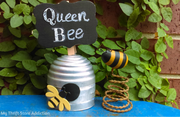 Upcycled Mini Jello Mold Planter Tray - Average But Inspired