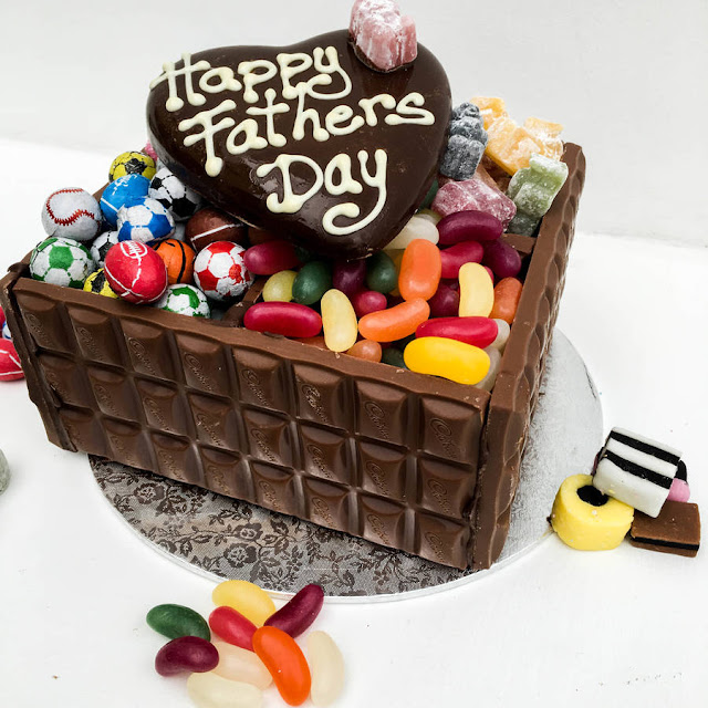 Happy Fathers Day Cakes & Chocolates 2017 - Gifts For Fathers Day From Son And Daughter Happy Fathers Day Cakes & Chocolates 2017 - Gifts For Fathers Day From Son And Daughter