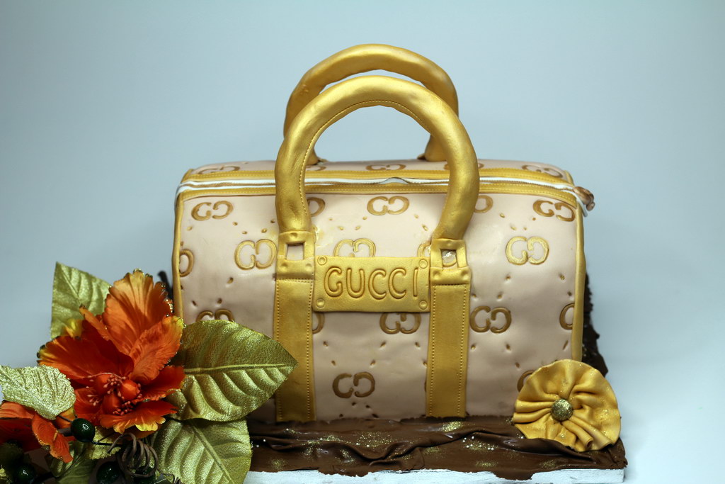 London Patisserie Gucci Handbag Cake Gucci Handbag Cake London