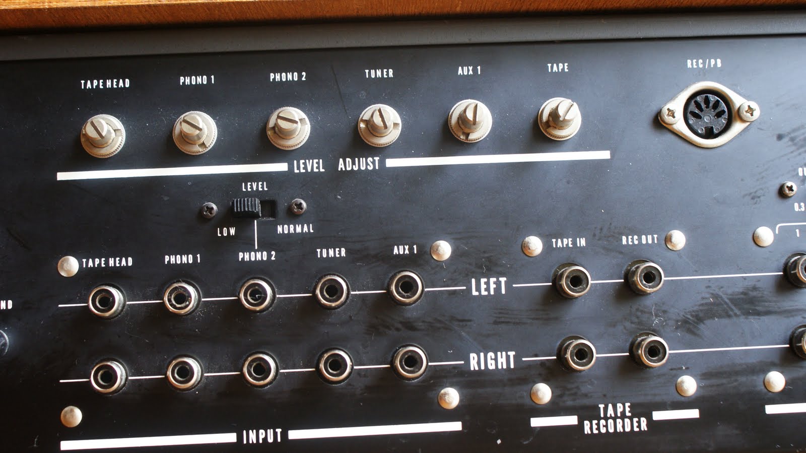 VINTAGE SOUND: Sony Rare TA2000