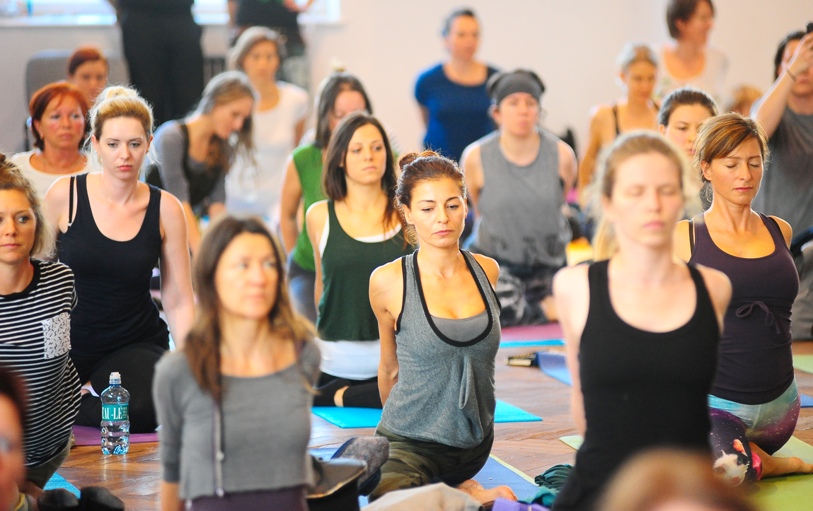 Bienvenido Colorido Februar 2017