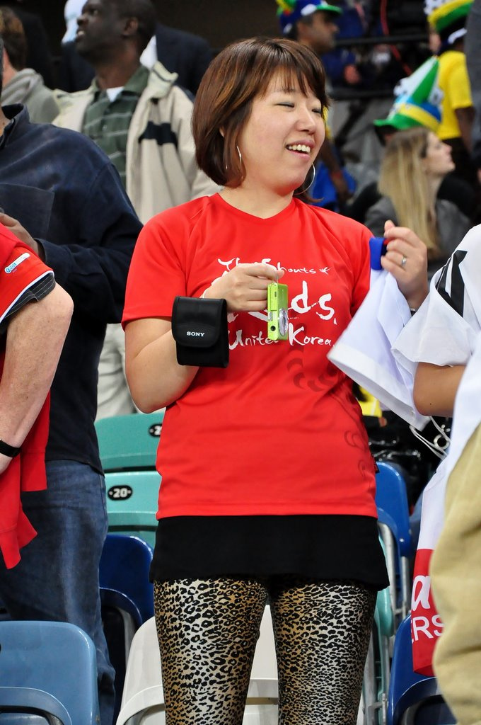 Joy of Tights (aka pantyhose) Footie (aka football aka soccer) in tights