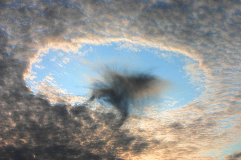 61+ Gambar Awan Khayalan Terlihat Keren 61+ Gambar Awan Khayalan Terlihat Keren