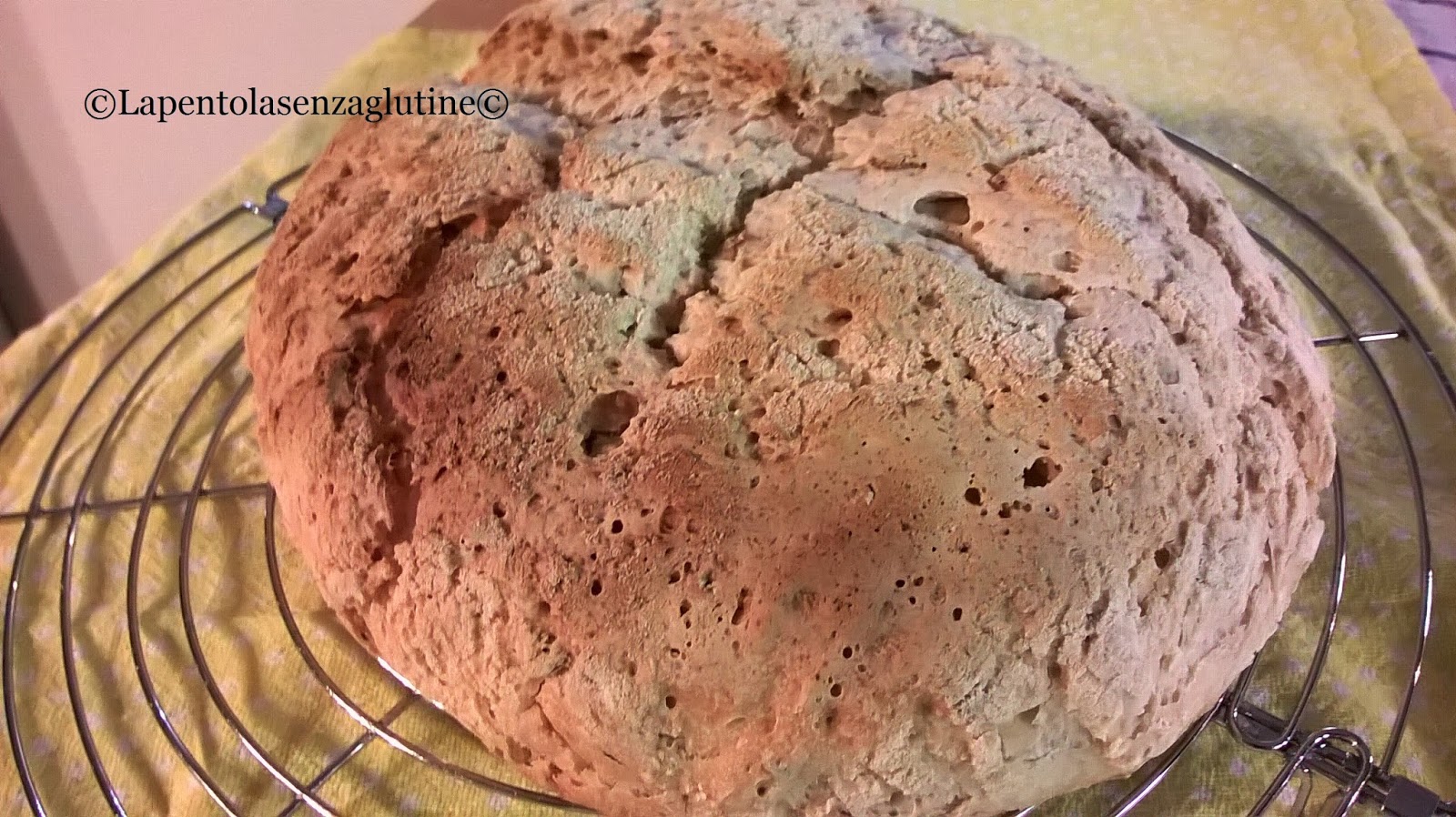 La pentola senza glutine: Pane con farina Revolution e ...