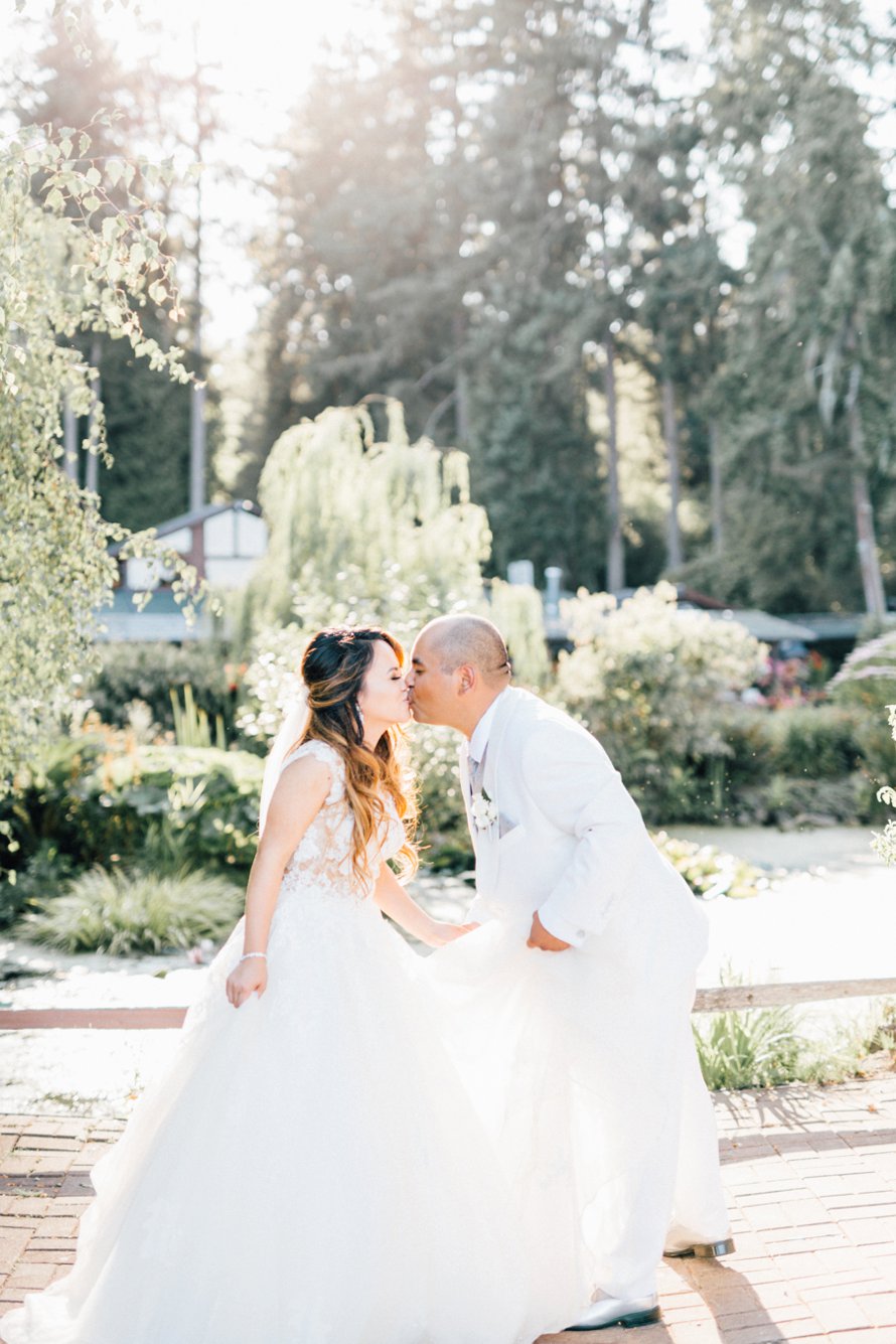 Kiana Lodge Wedding Photography-Seattle Wedding Photographers-Something Minted