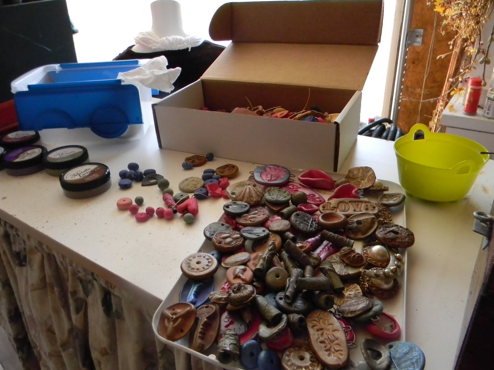 Artistic Endeavors 101: Workbench Wednesday: Polymer Bead Finishes