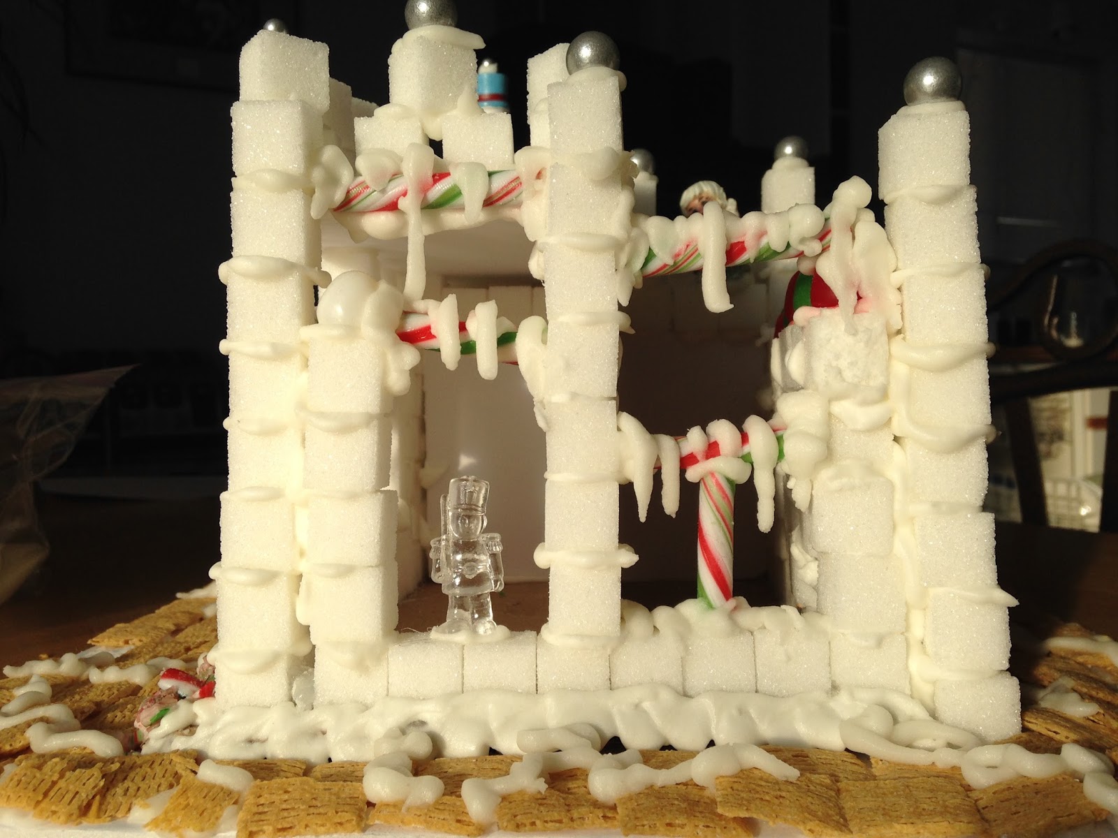 Lillian the Domestic Engineer. Blogspot.ca Sugar Cube House