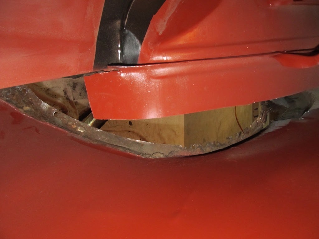 How to assess rust damage on a quarter panel