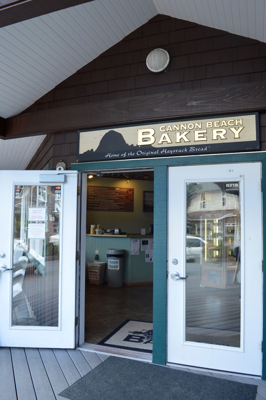 Cannon Beach Bakery