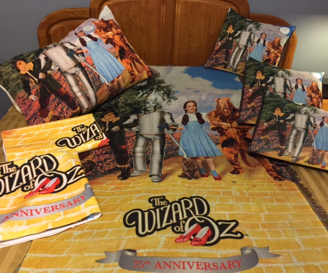 Curiozity Corner Wizard Of Oz Throws Bedding Items Bandanas