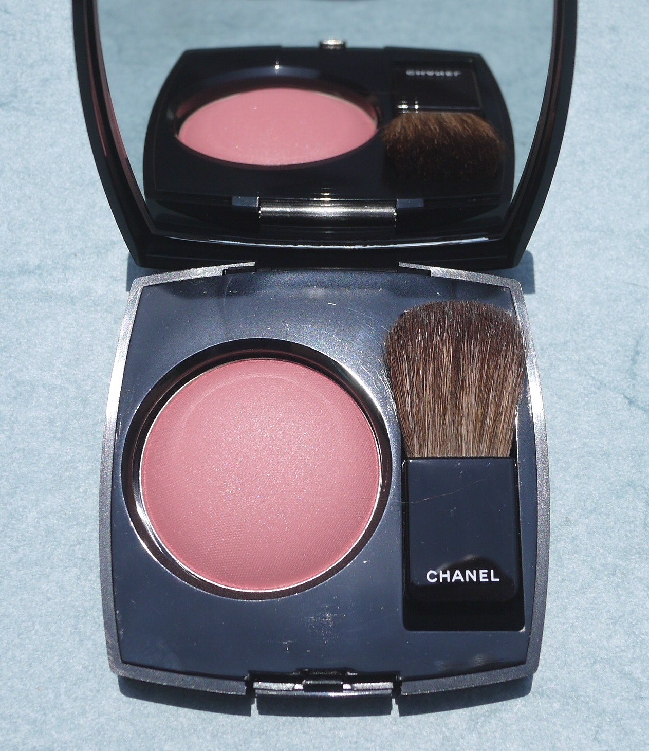 Best Things in Beauty Chanel Joues Contraste Powder Blush from the