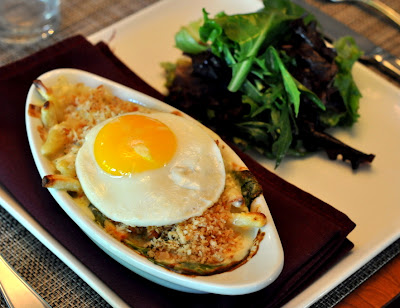 Homemade Macaroni Noodles with Spinach and Cheese topped with a Fried Egg at The Inn on First in Napa, CA - Photo by Taste As You Go