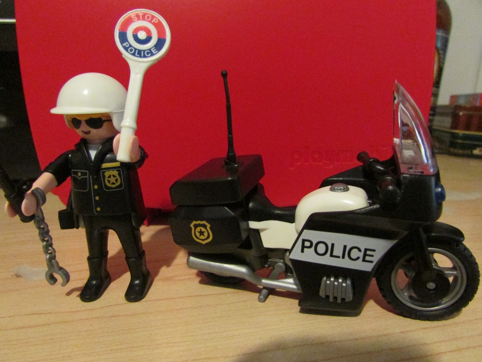 police case toy
