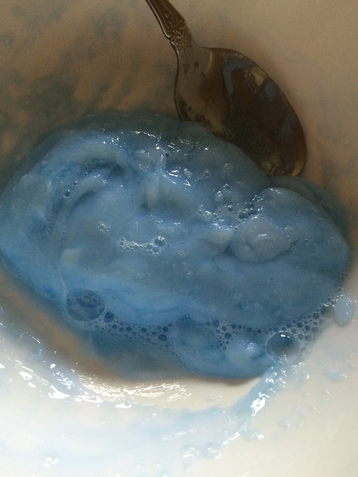 Vasti's DIY Blog DIY Detergent Slime