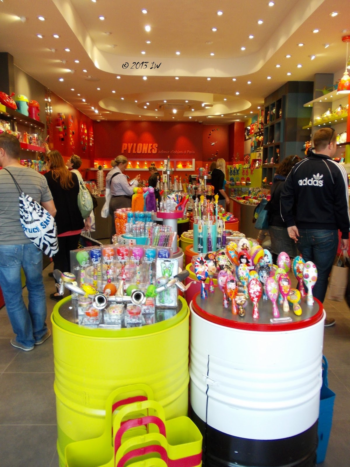 ForeignerinBerlin Colourful shopping Pylones