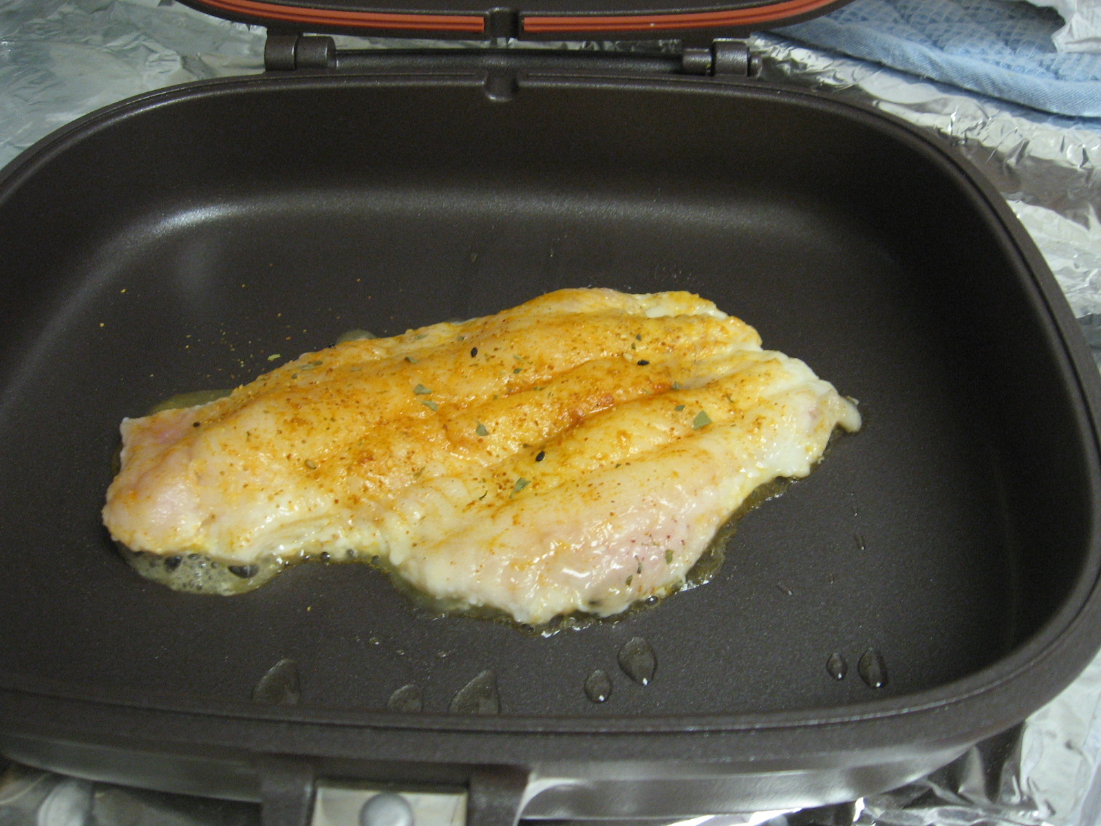 Teczcape-An Escape to Food: HappyCall Pan (HCP) Pan-Fried Fish Fillet
