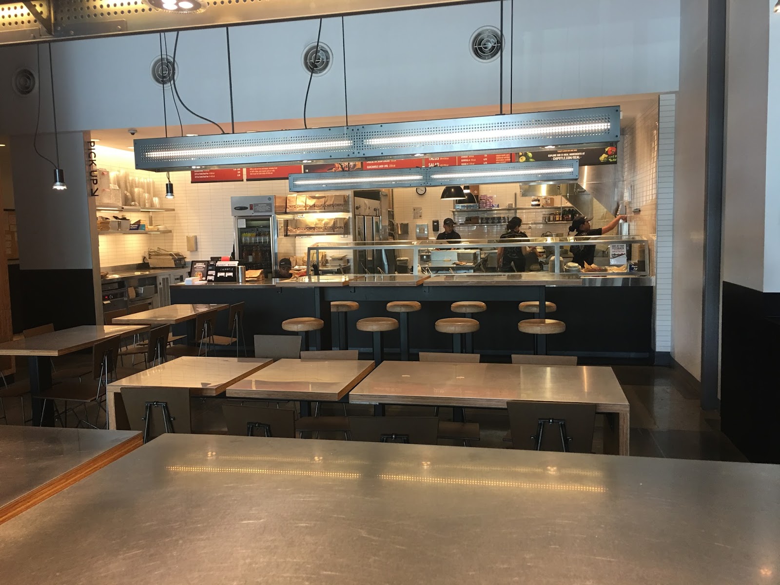 GREAT EATS HAWAII CHIPOTLE LONG BEACH, CA