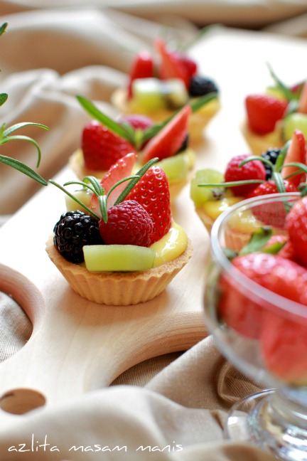 Fruits Tart Masam Manis