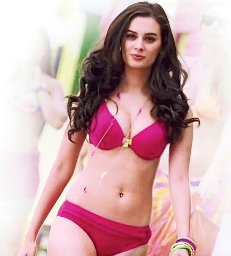 768px x 850px - Celebrity Pics: Bollywood Star and Model Evelyn Sharma in Bikini