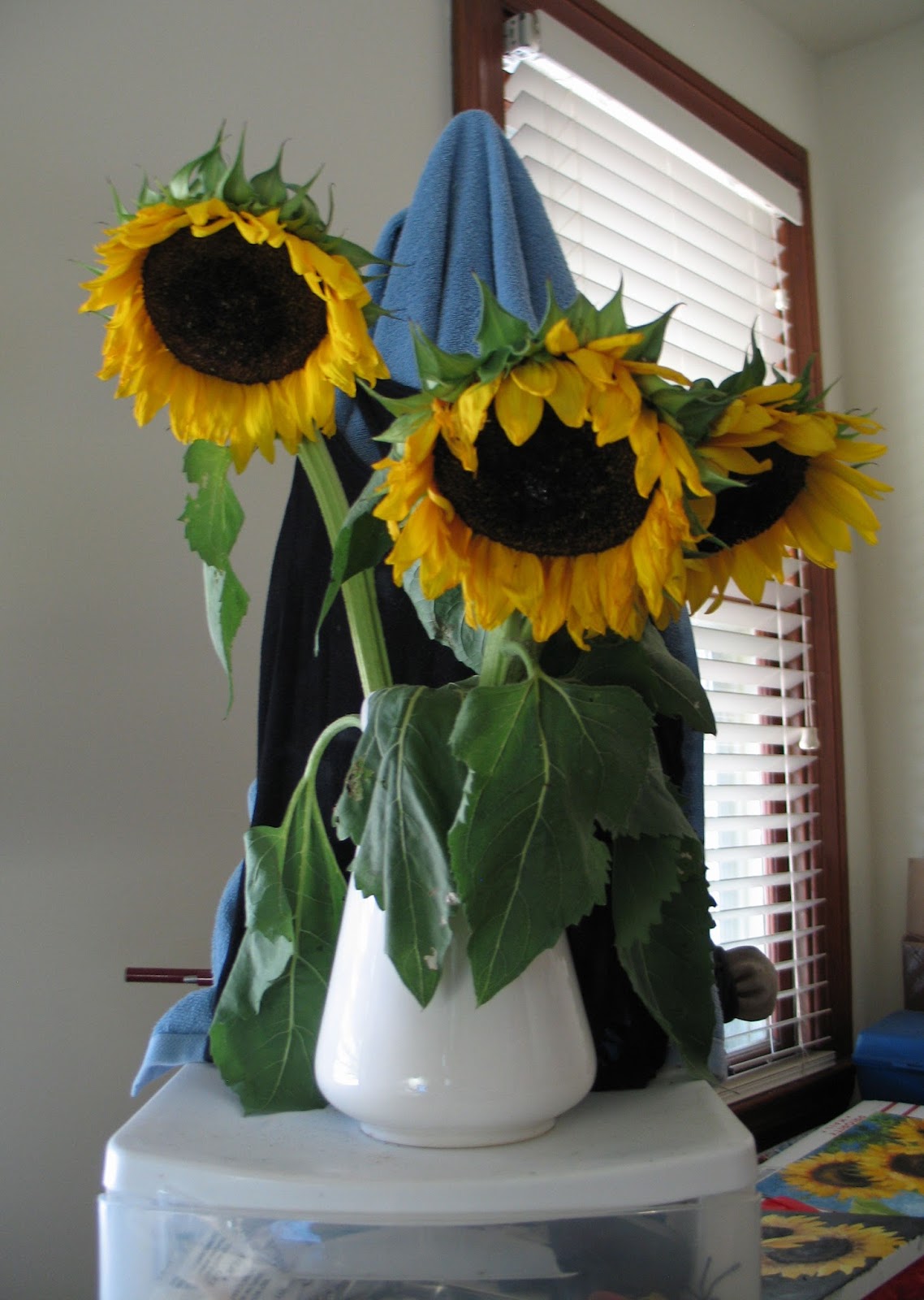 Nel's Everyday Painting Lone Sunflower SOLD