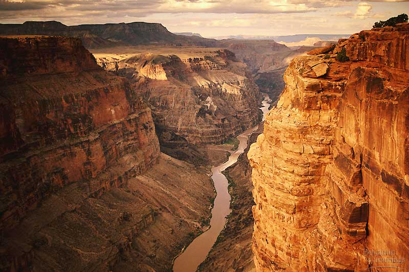 Ludim Bello: Uniformitarianism or Catastrophism.
