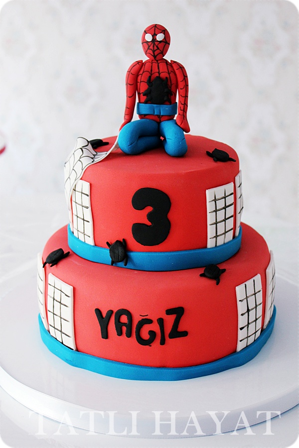 TATLI HAYAT PASTA TASARIM SPIDERMAN PASTA VE KURABİYELERİ