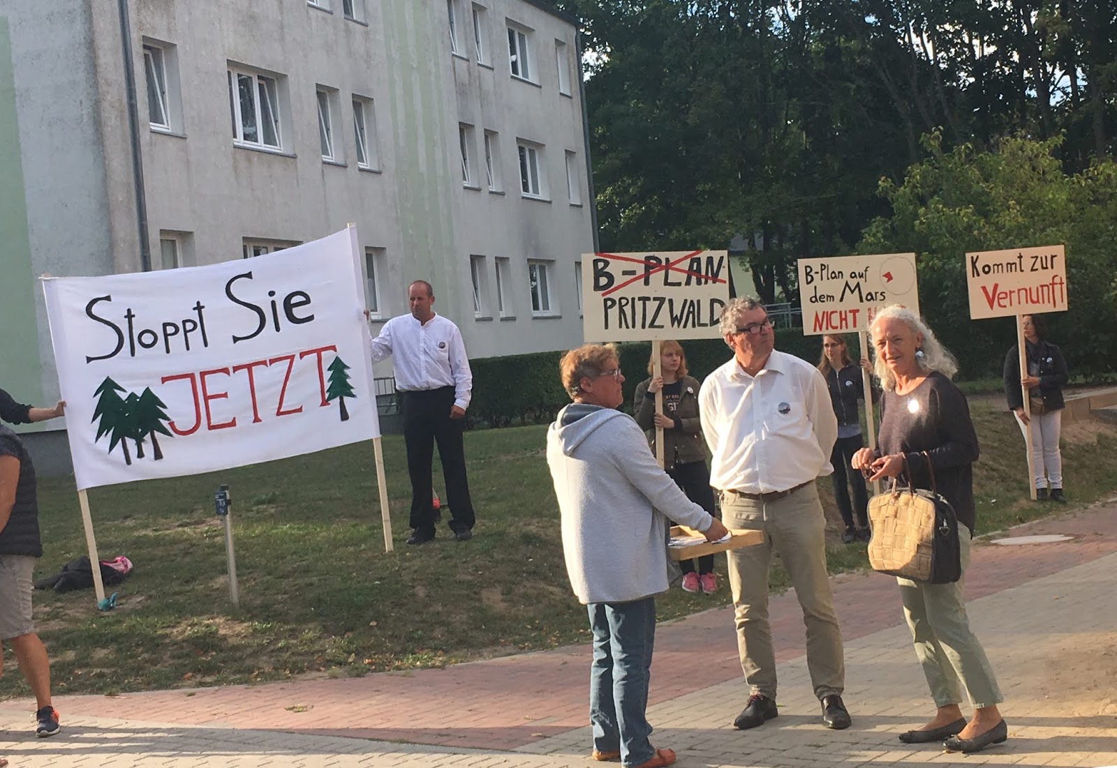 Nails Reloaded Sortimentsumstellung Glitter Topper Bei P2