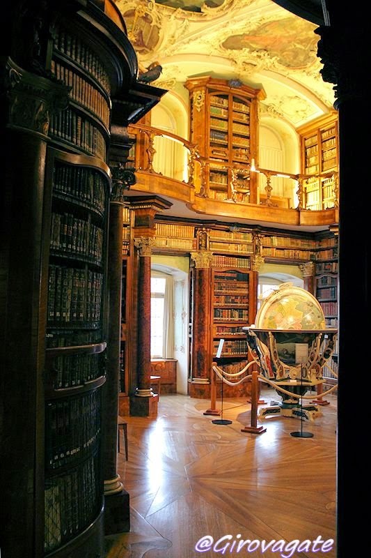 Stiftsbibliothek san gallo