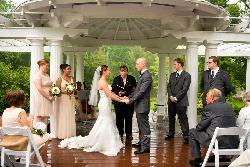 English Inn Wedding Lansing Eaton Rapids Michigan - Sudeep Studio.com
