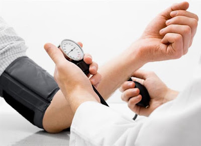 Thuốc huyết áp loại nào cũng có tác dụng phụ cần cân nhắc trước khi sử dụng Thuốc huyết áp loại nào cũng có tác dụng phụ cần cân nhắc trước khi sử dụng