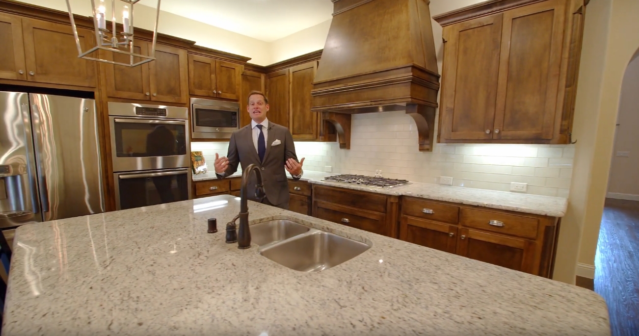 13 Photos vs. 1328 Horse Creek Dr, Frisco, TX Home Interior Design Tour