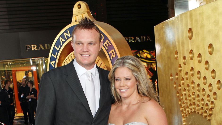 Ratage Doug Bollinger With Wife In Pictures