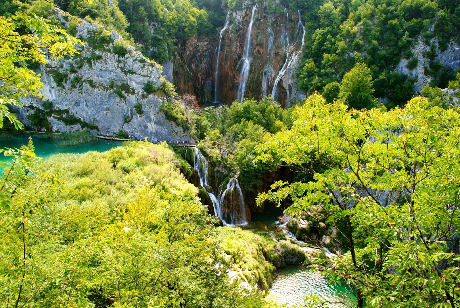 Plitvice Lakes National Park day trip from Split with Viator
