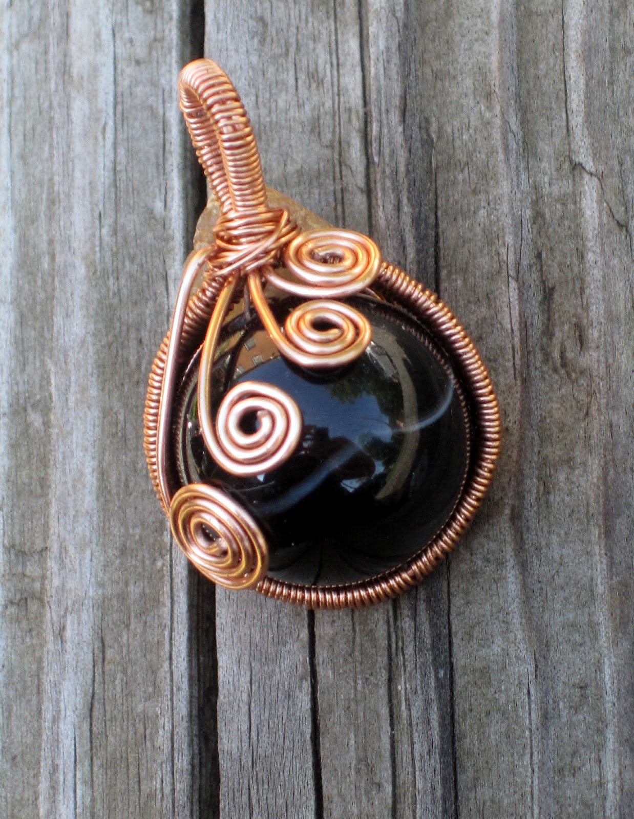 7 items, in 7 days... for 52 weeks Week 6 On a Wire