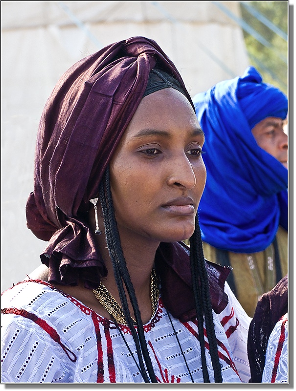 Wanita suku Tuareg