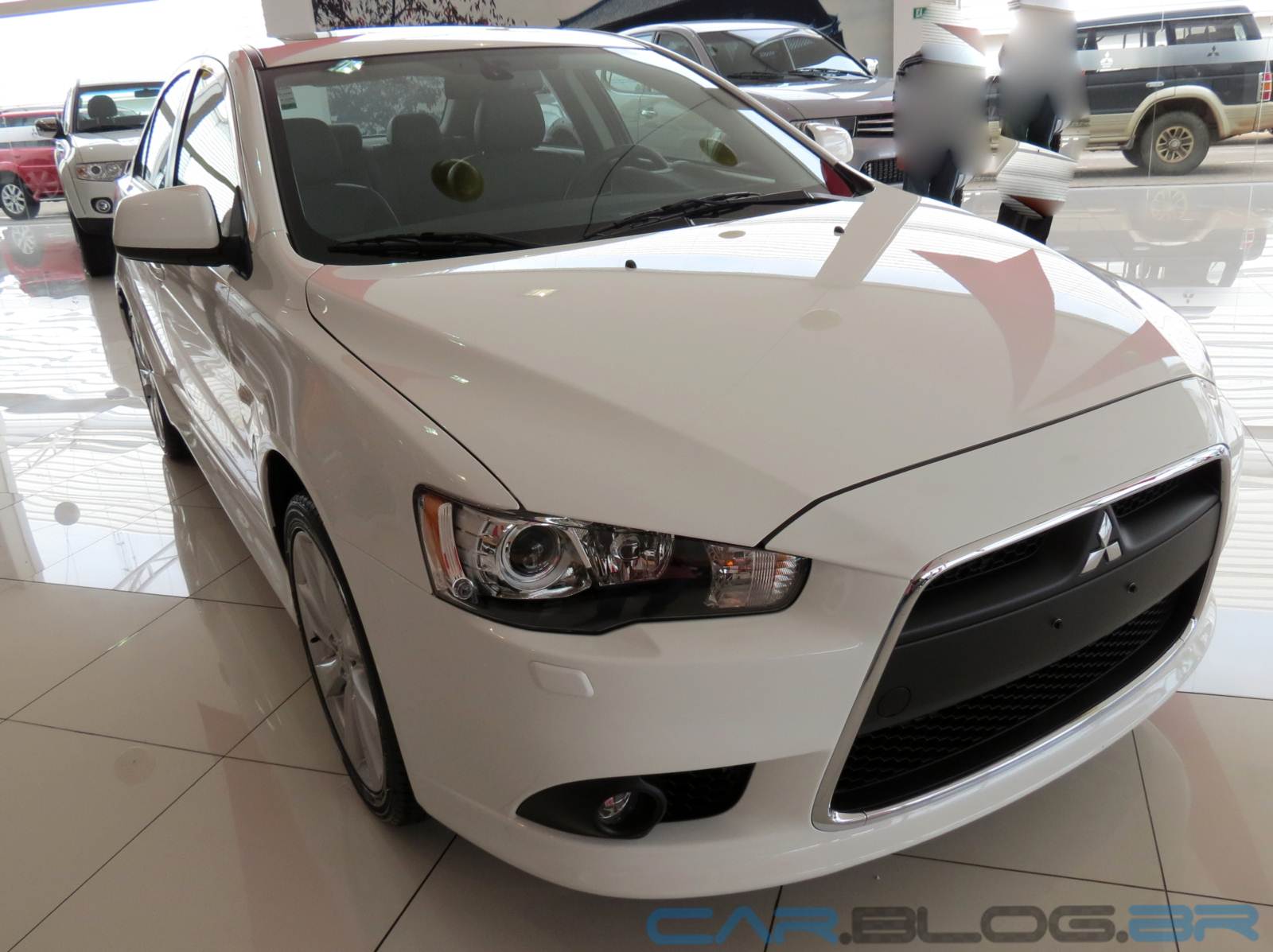 Mitsubishi Lancer GT AWD fotos, preço e especificações