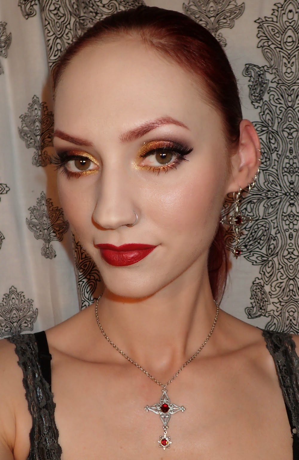 Glitter is my Crack: Gold, copper and purple eye makeup look