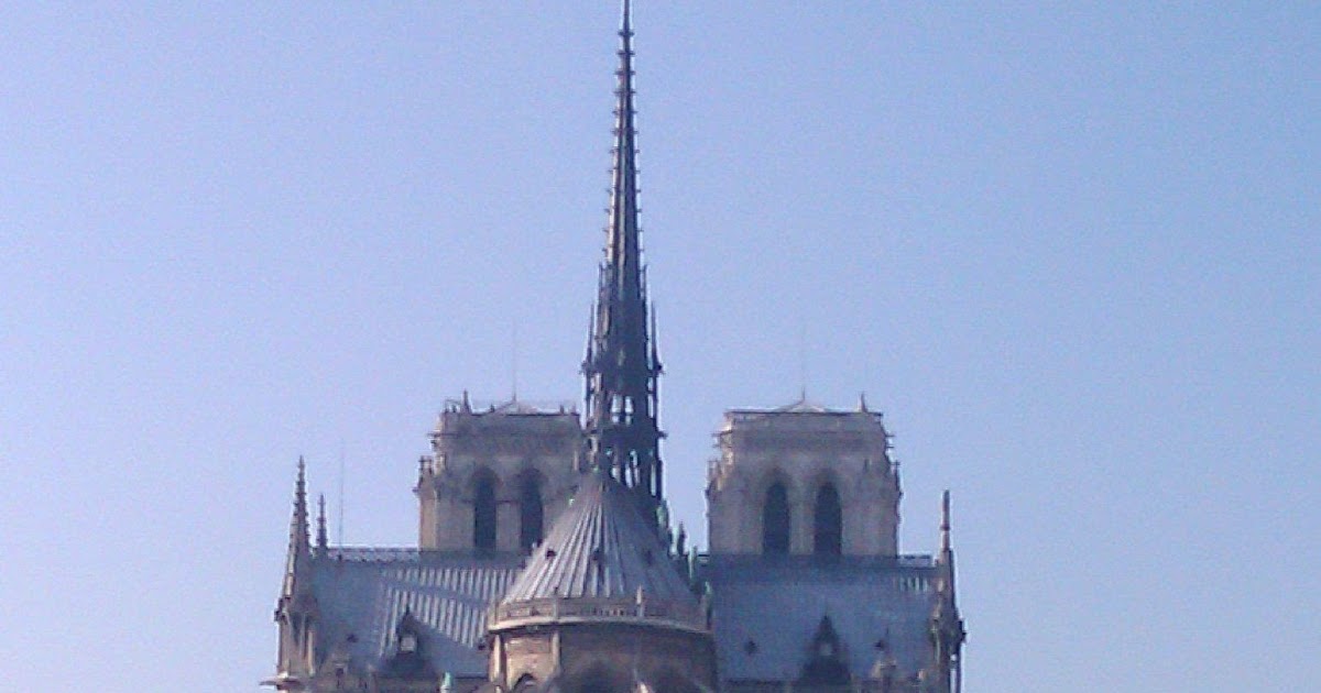 Notre Dame De Paris Les Secrets Des Batisseurs PARIS-FLANERIE : parcours 1