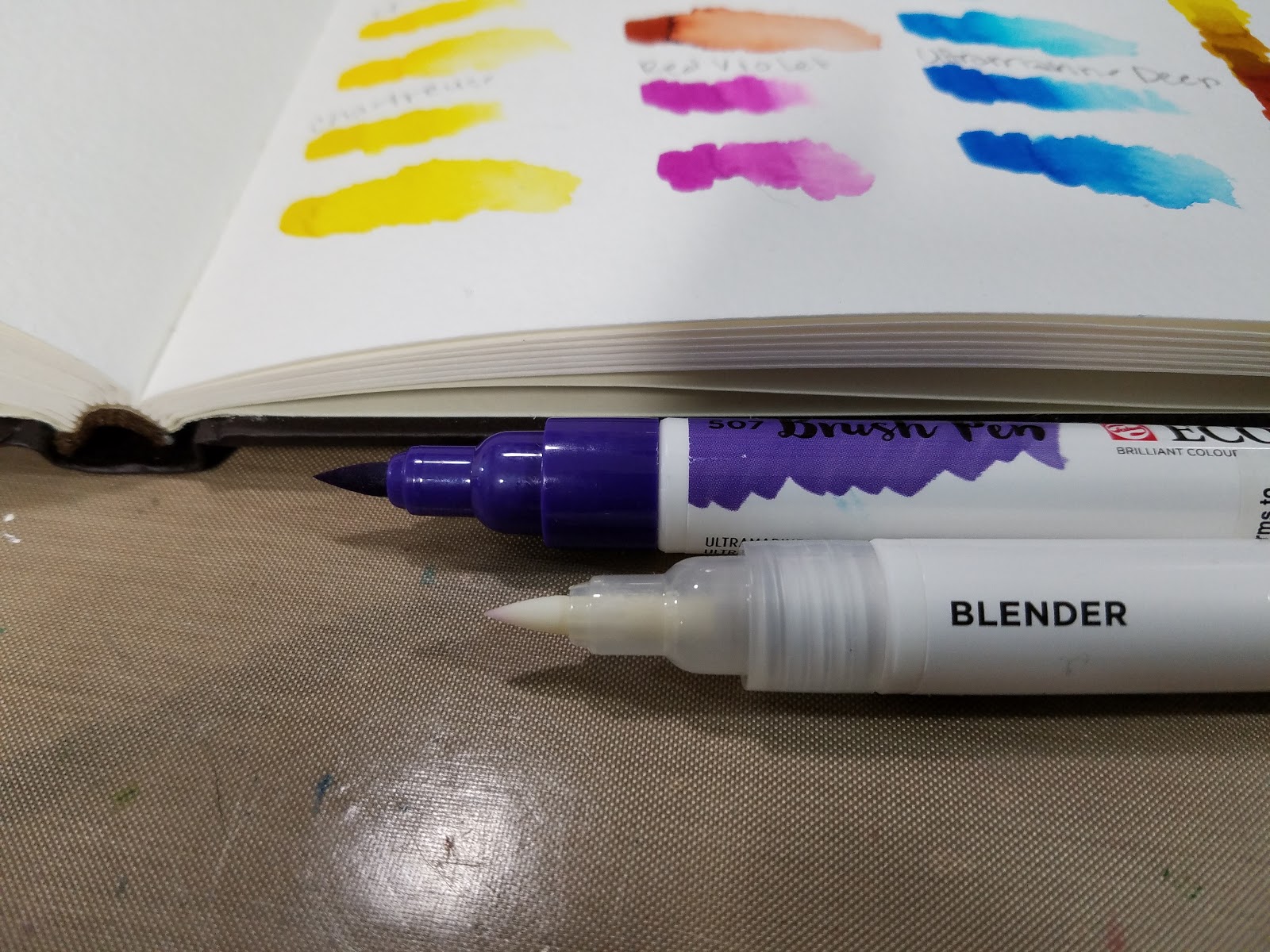 Liquid Watercolors Review - Royal Talens Ecoline - Doodlewash®