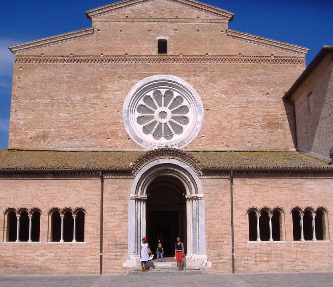lo spettacolo dell'emozione abbazia di Chiaravalle