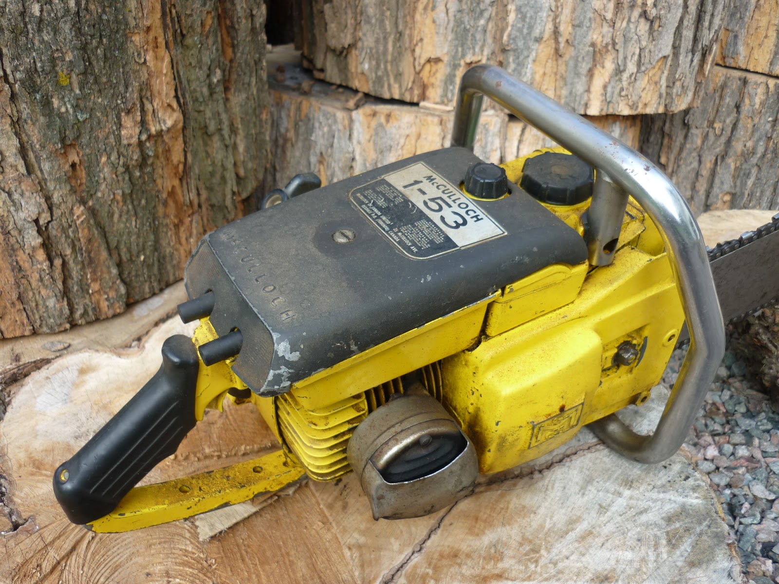 VINTAGE CHAINSAW COLLECTION MCCULLOCH 153