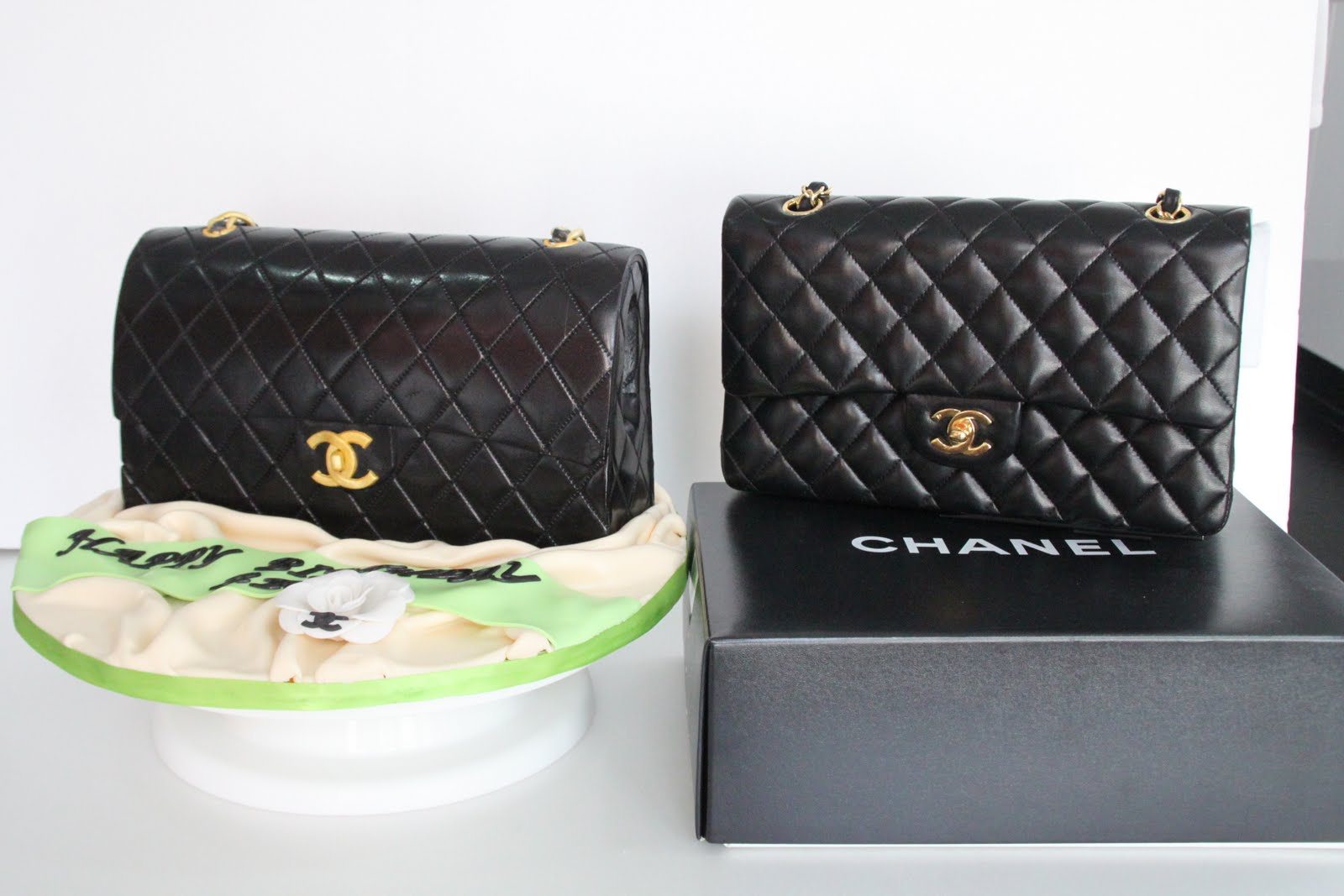 Celebrate with Cake!: Chanel Bag Cake