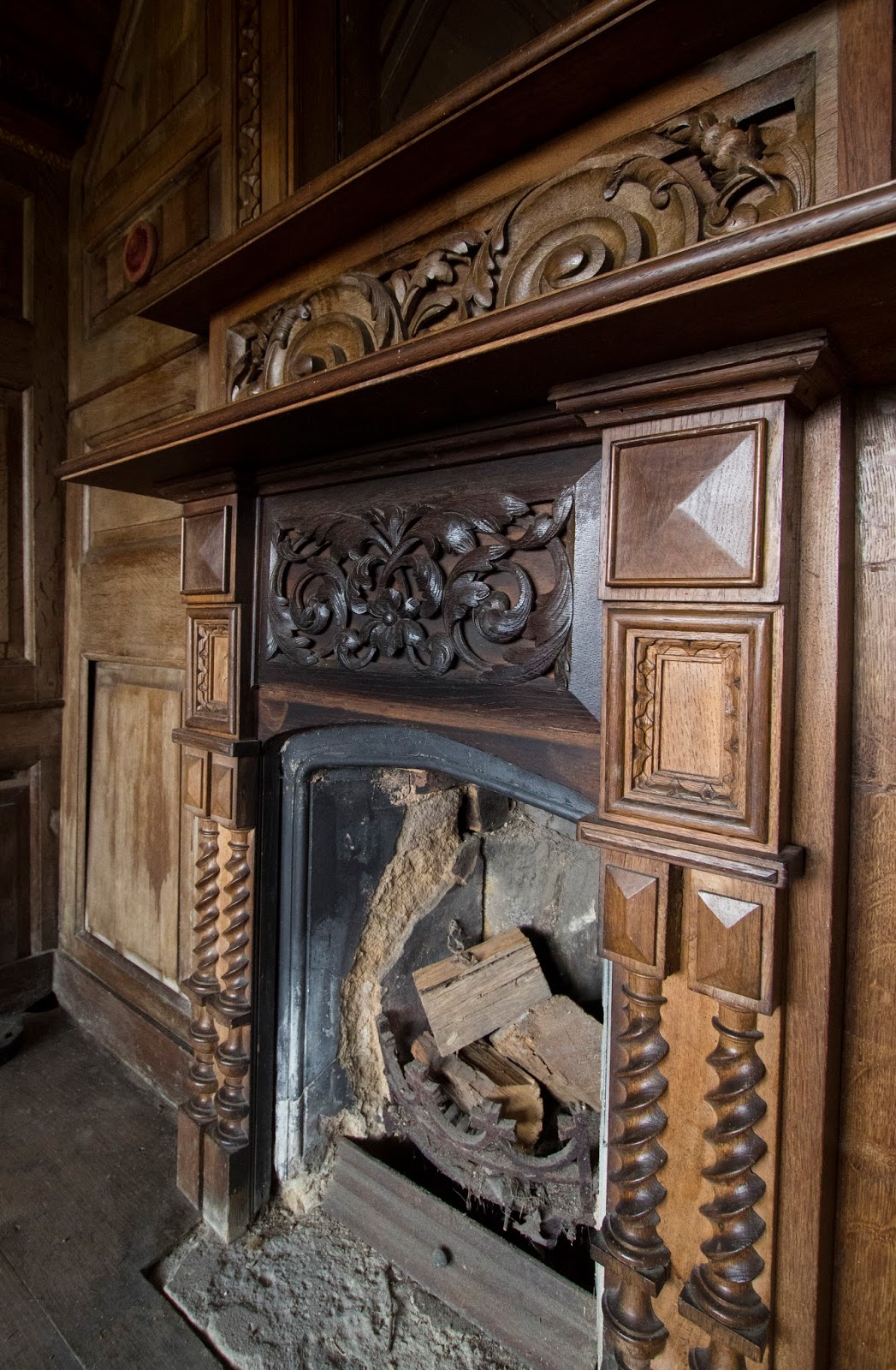 This mysterious summy house contains the truth no one wants you to know