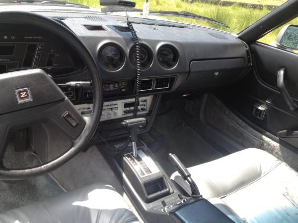 1983 datsun 280zx interior