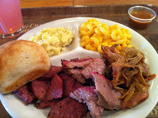 Spring Creek Barbeque Combination Dinner BBQ Barbecue Bar-B-Que Fort Worth DFW