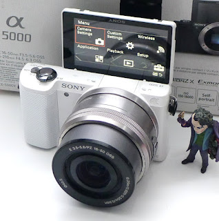 Kamera Mirrorless Sony a5000 Lens 16-50 OSS