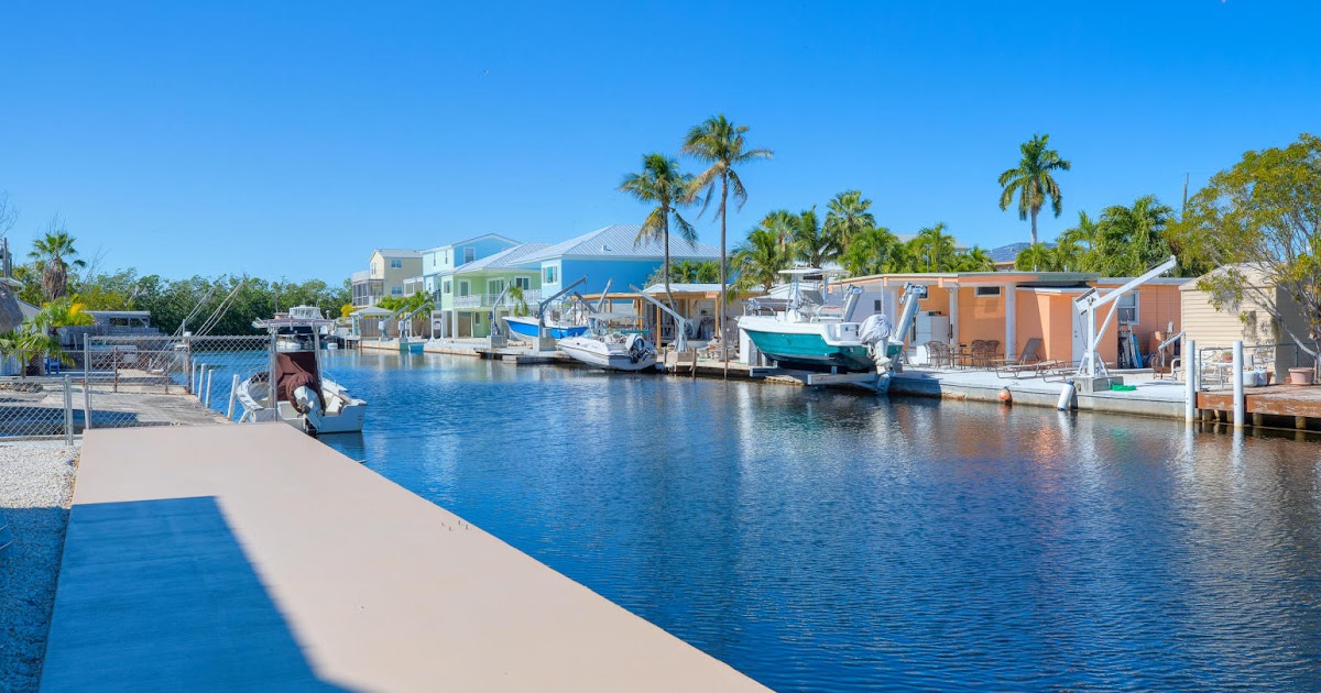 Real Estate in the Florida Keys Waterfront homes MM74 to MM110 under 1