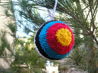 knitted, archery target, ornament